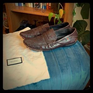 Men’s Gucci loafer in chocolate brown